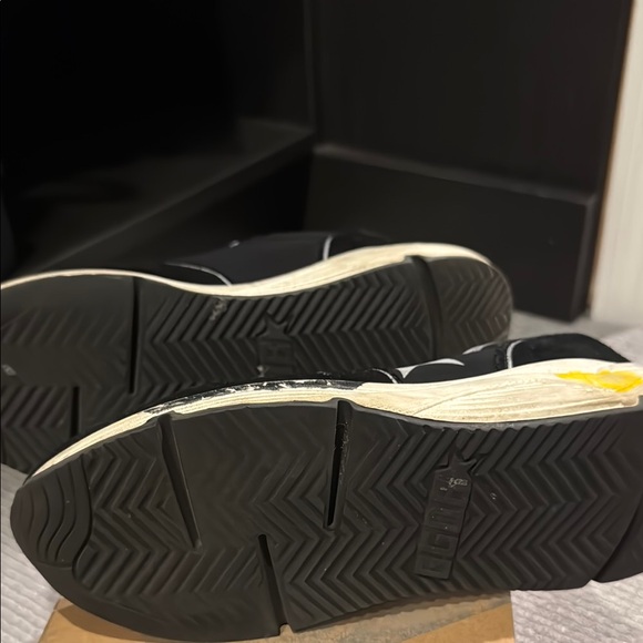 Golden Goose ladies Black Sneakers - Picture 2 of 3